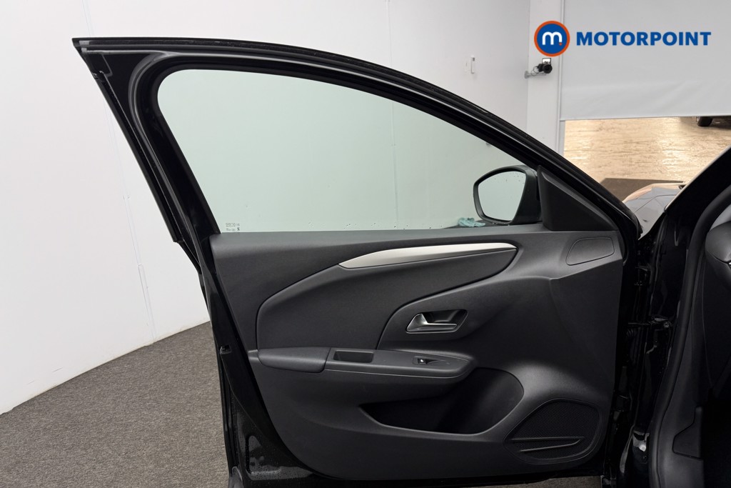 Vauxhall Corsa Design Automatic Petrol Hatchback - Stock Number (1592309) - 4th supplementary image