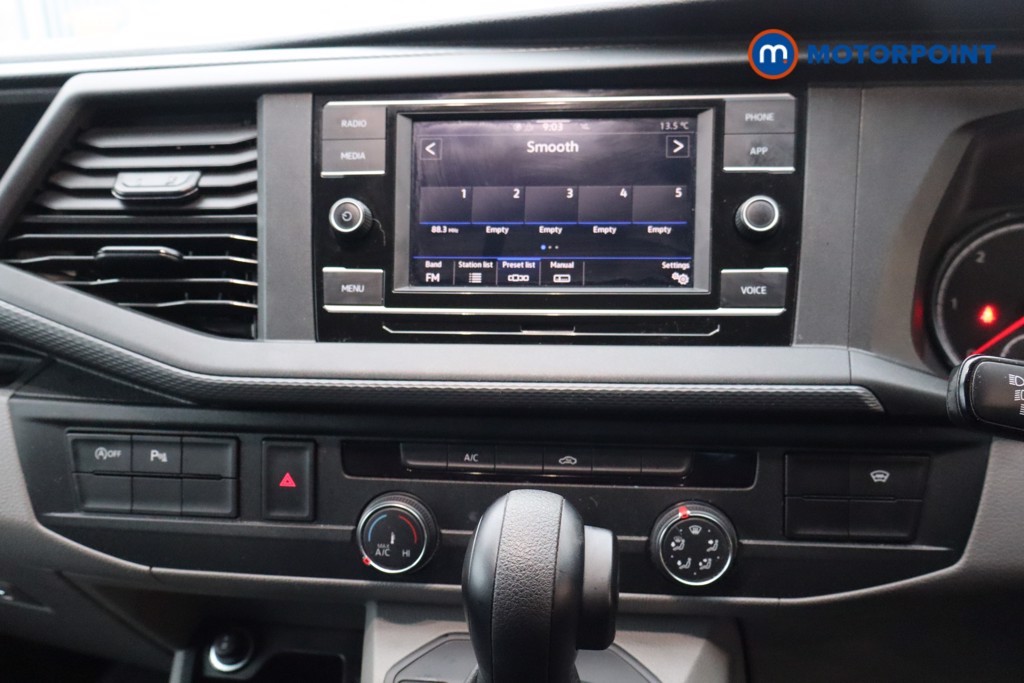Volkswagen Transporter Highline Automatic Diesel Panel Van - Stock Number (1592314) - 24th supplementary image