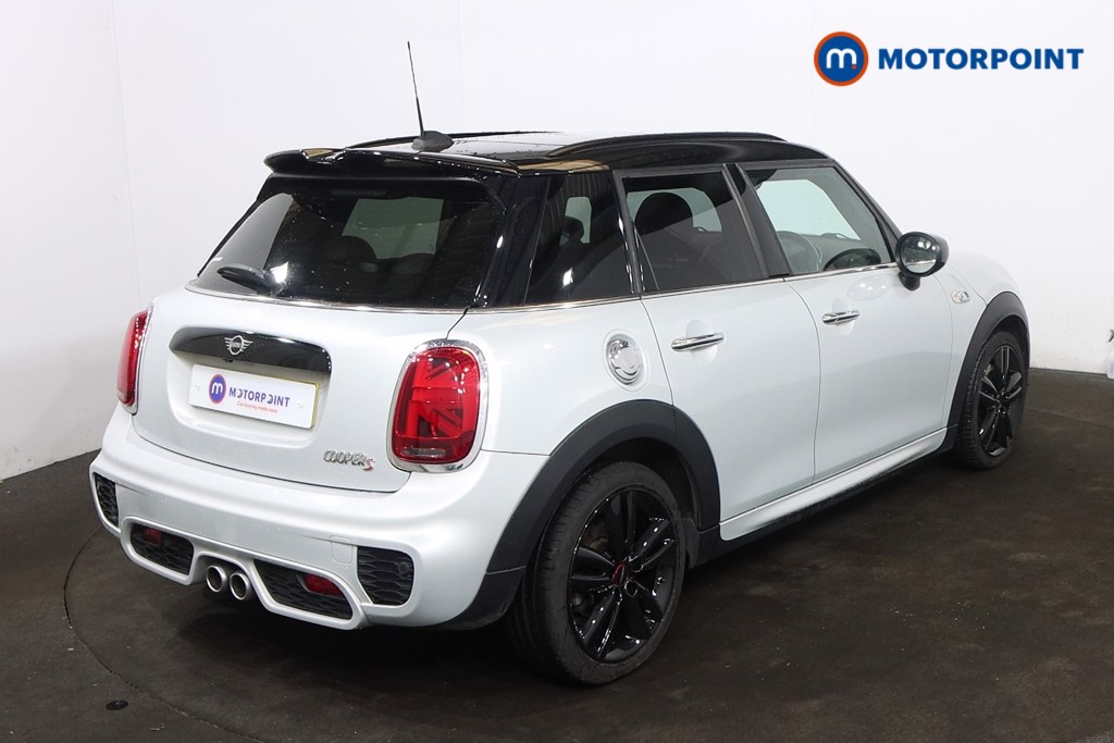 Mini Hatchback Cooper S Sport Automatic Petrol Hatchback - Stock Number (1592381) - Drivers side rear corner