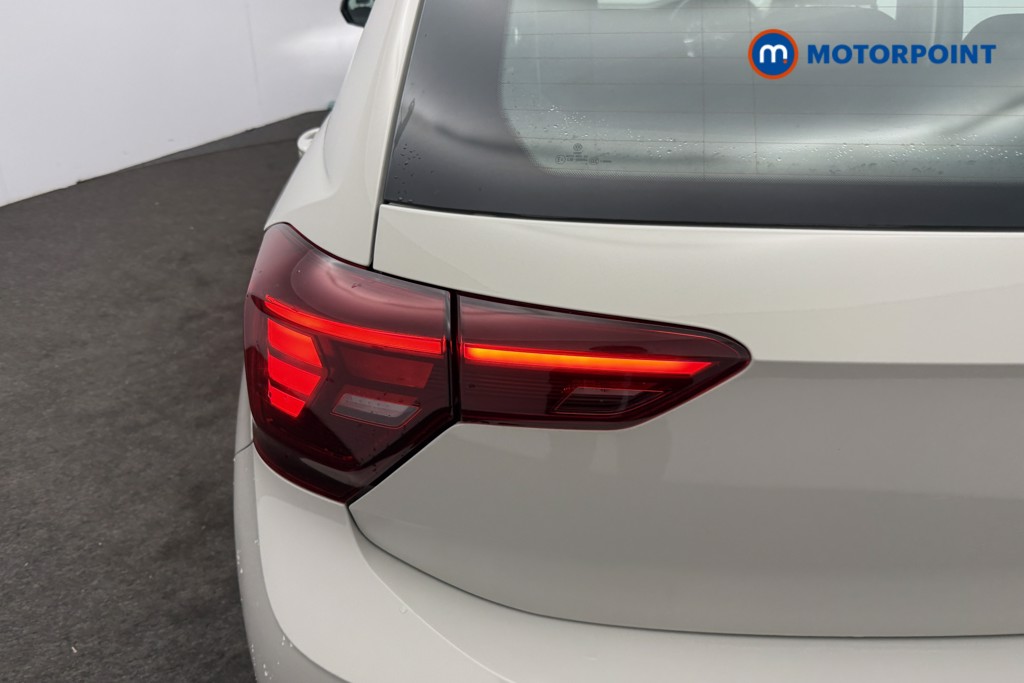 Volkswagen Polo Life Manual Petrol Hatchback - Stock Number (1592873) - 9th supplementary image