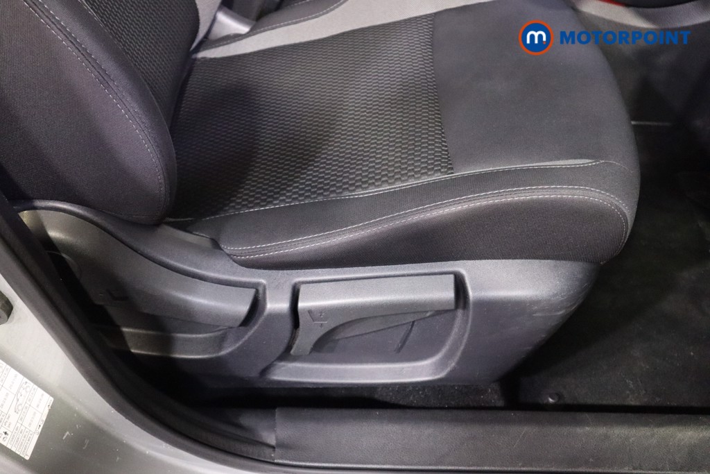 Nissan Qashqai Acenta Premium Manual Diesel SUV - Stock Number (1593034) - 16th supplementary image