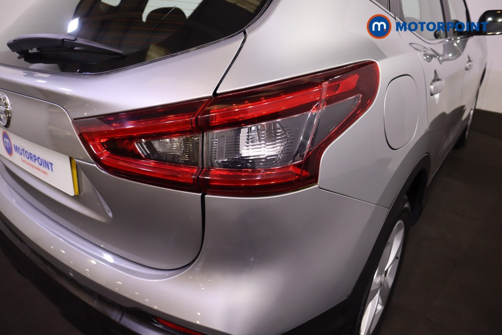Nissan Qashqai Acenta Premium Manual Diesel SUV - Stock Number (1593034) - 26th supplementary image