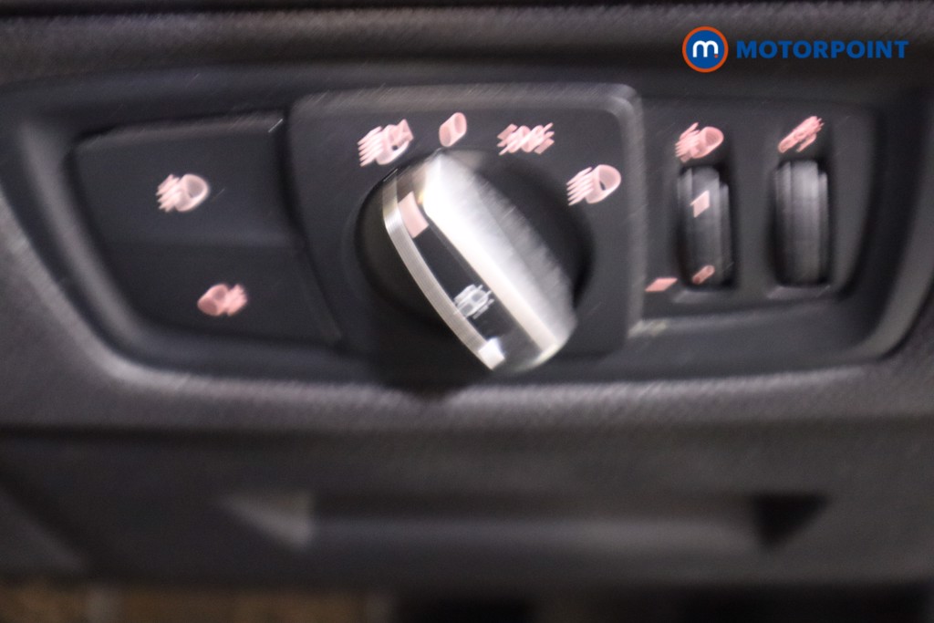 BMW 1 Series Sport Manual Petrol Hatchback - Stock Number (1593189) - 16th supplementary image