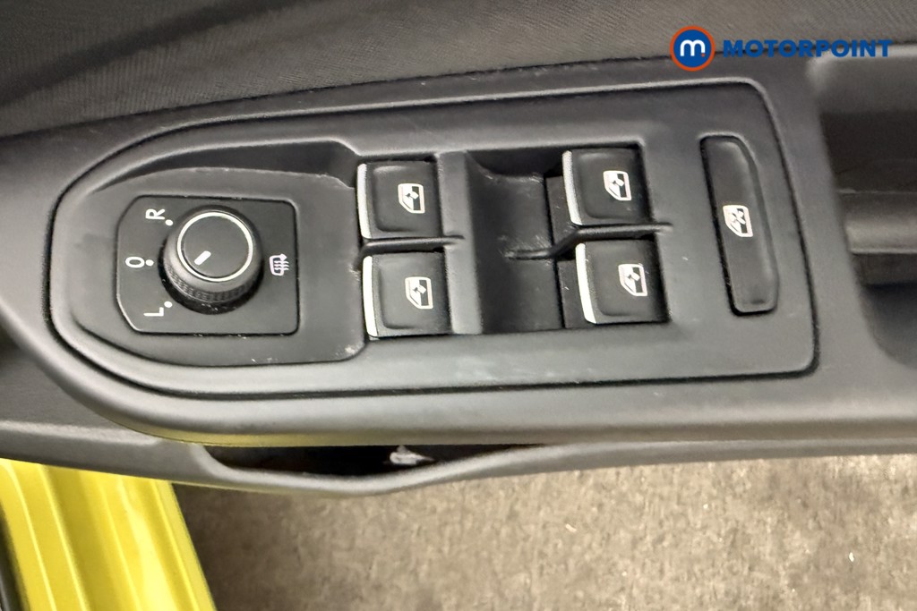 Volkswagen Golf Life Manual Petrol Hatchback - Stock Number (1593207) - 27th supplementary image