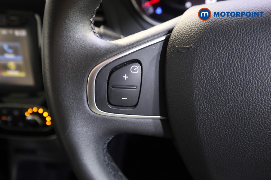 Renault Captur Iconic Manual Petrol SUV - Stock Number (1593228) - 3rd supplementary image