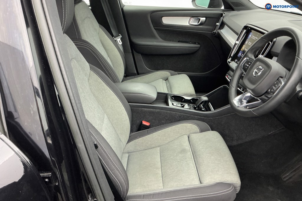 Volvo Xc40 Plus Automatic Petrol Plug-In Hybrid SUV - Stock Number (1593447) - 5th supplementary image