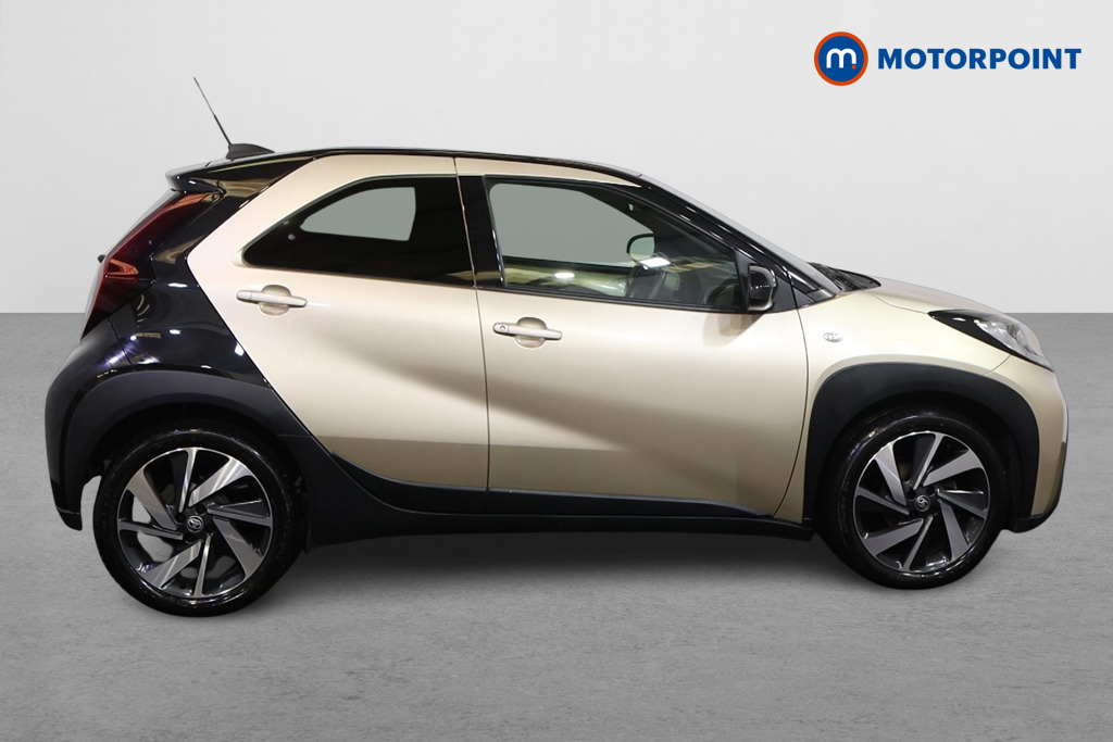 Toyota Aygo X Edge Manual Petrol Hatchback - Stock Number (1593480) - Drivers side