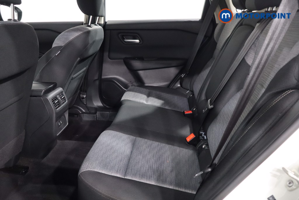 Nissan X-Trail Acenta Premium Automatic Petrol-Electric Hybrid SUV - Stock Number (1593485) - 5th supplementary image