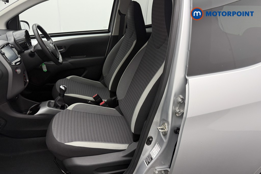 Toyota Aygo X-Trend Manual Petrol Hatchback - Stock Number (1593505) - 2nd supplementary image