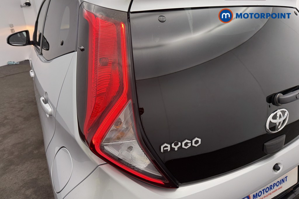 Toyota Aygo X-Trend Manual Petrol Hatchback - Stock Number (1593505) - 8th supplementary image