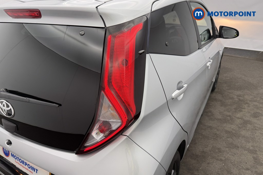 Toyota Aygo X-Trend Manual Petrol Hatchback - Stock Number (1593505) - 9th supplementary image
