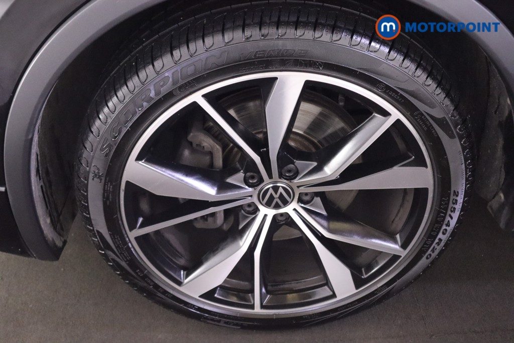 Volkswagen Tiguan R-Line Automatic Diesel SUV - Stock Number (1593537) - 23rd supplementary image