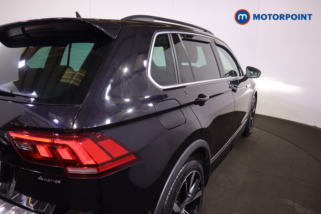Volkswagen Tiguan R-Line Automatic Diesel SUV - Stock Number (1593537) - 28th supplementary image
