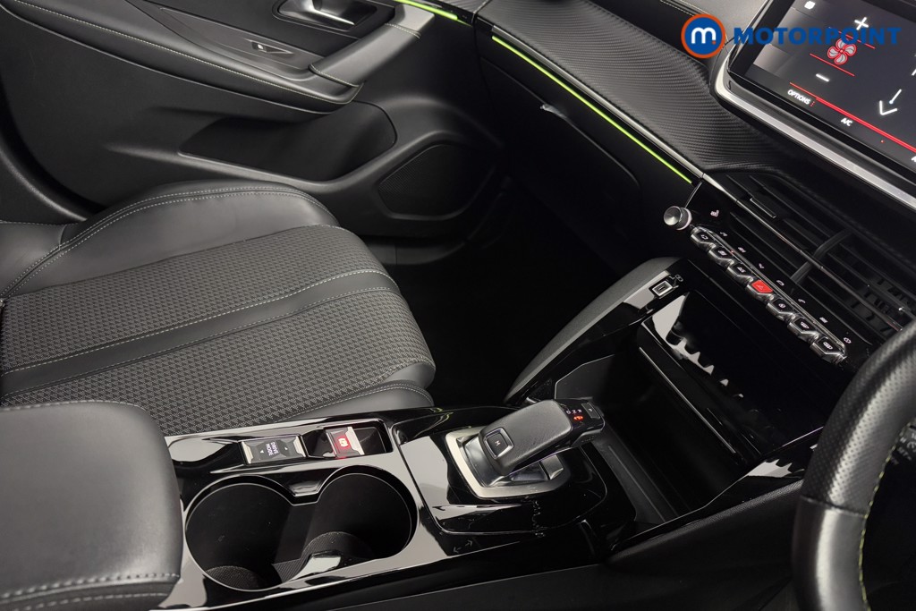 Peugeot 2008 GT Automatic Petrol SUV - Stock Number (1593630) - 15th supplementary image