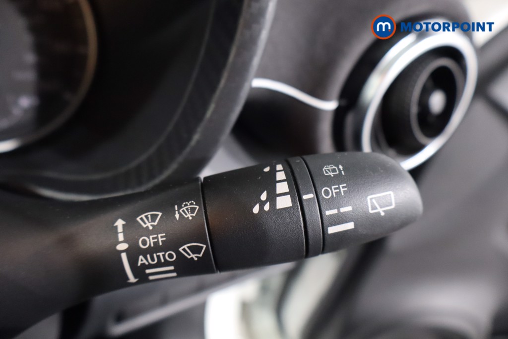 Nissan Juke Tekna-Plus Automatic Petrol-Electric Hybrid SUV - Stock Number (1593754) - 18th supplementary image