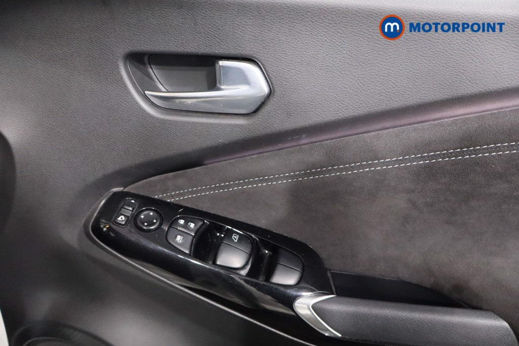 Nissan Juke Tekna-Plus Automatic Petrol-Electric Hybrid SUV - Stock Number (1593754) - 20th supplementary image