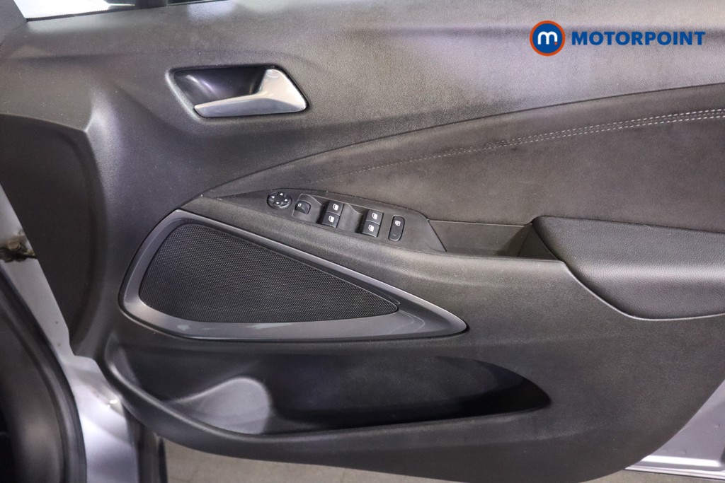 Vauxhall Crossland Ultimate Automatic Petrol SUV - Stock Number (1593847) - 13th supplementary image