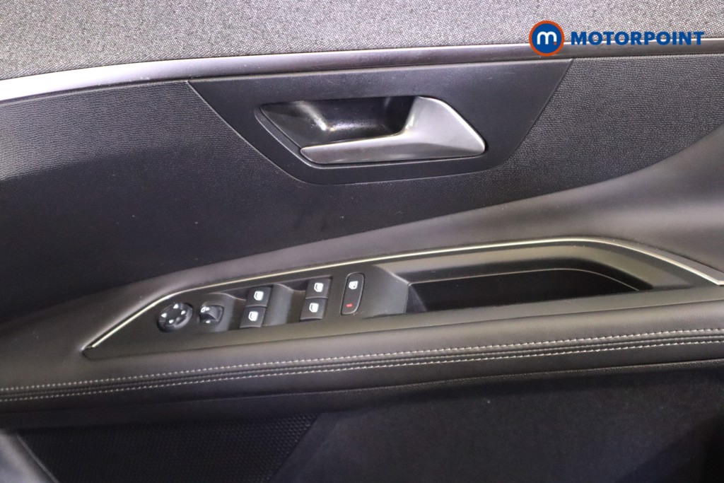 Peugeot 3008 Allure Manual Diesel SUV - Stock Number (1594207) - 13th supplementary image