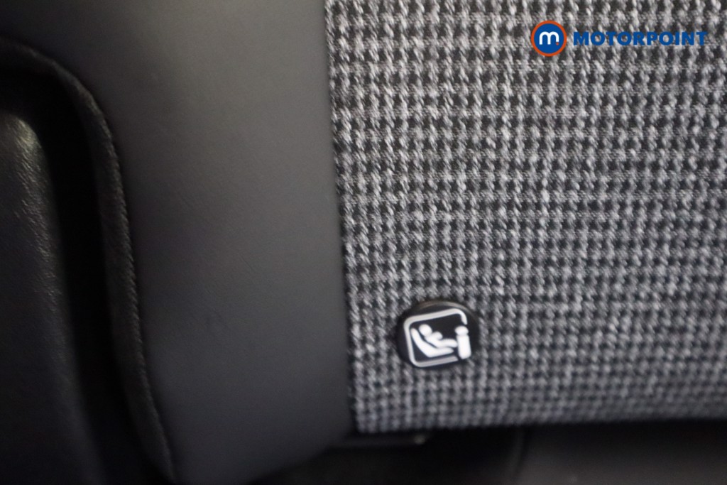 Peugeot 3008 Allure Manual Diesel SUV - Stock Number (1594207) - 25th supplementary image