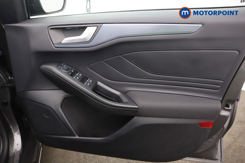 Ford Focus Active X Manual Petrol Hatchback - Stock Number (1594306) - 22nd supplementary image