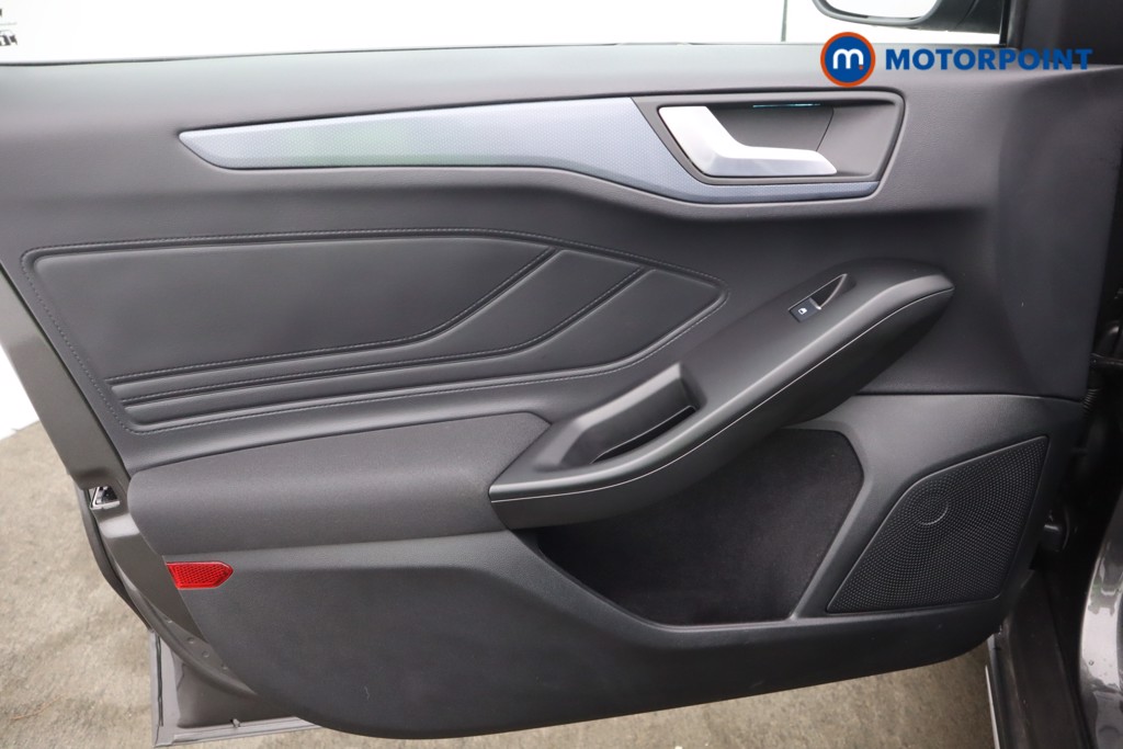 Ford Focus Active X Manual Petrol Hatchback - Stock Number (1594306) - 33rd supplementary image
