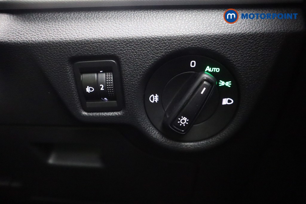 Skoda Kamiq Se L Manual Petrol SUV - Stock Number (1594432) - 8th supplementary image