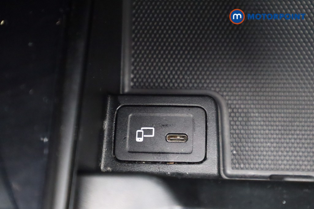 Mercedes-Benz CLA Amg Line Automatic Petrol Estate - Stock Number (1594584) - 15th supplementary image