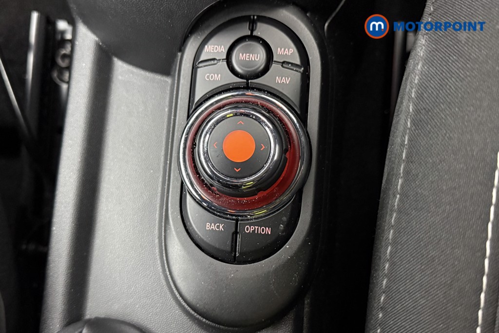 Mini Hatchback Cooper Sport Manual Petrol Hatchback - Stock Number (1594635) - 16th supplementary image
