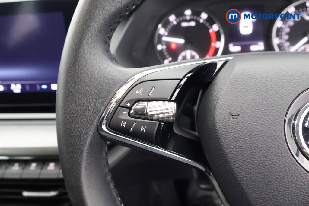 Skoda Octavia SE Manual Petrol Hatchback - Stock Number (1594943) - 2nd supplementary image