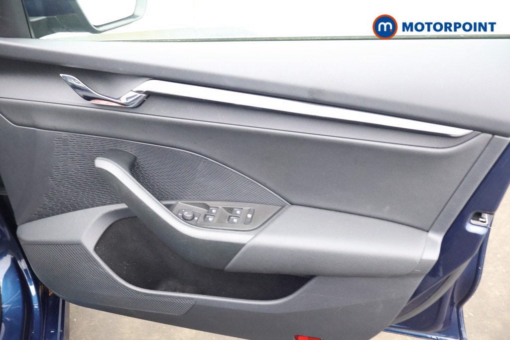 Skoda Octavia SE Manual Petrol Hatchback - Stock Number (1594943) - 14th supplementary image