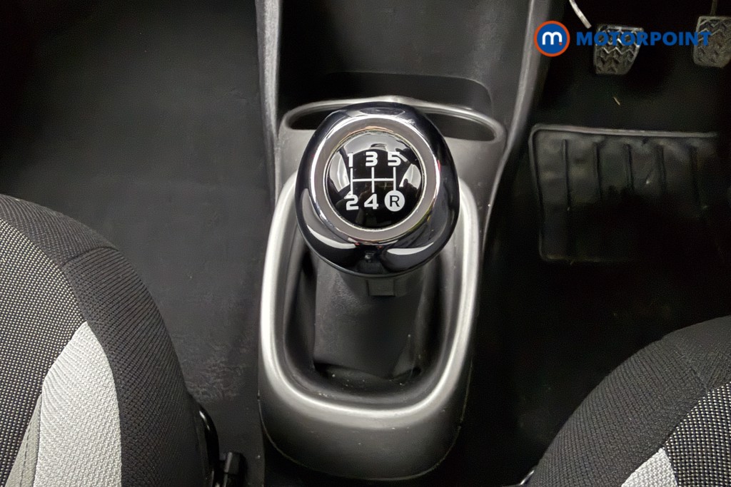 Toyota Aygo X-Play Manual Petrol Hatchback - Stock Number (1576565) - 5th supplementary image