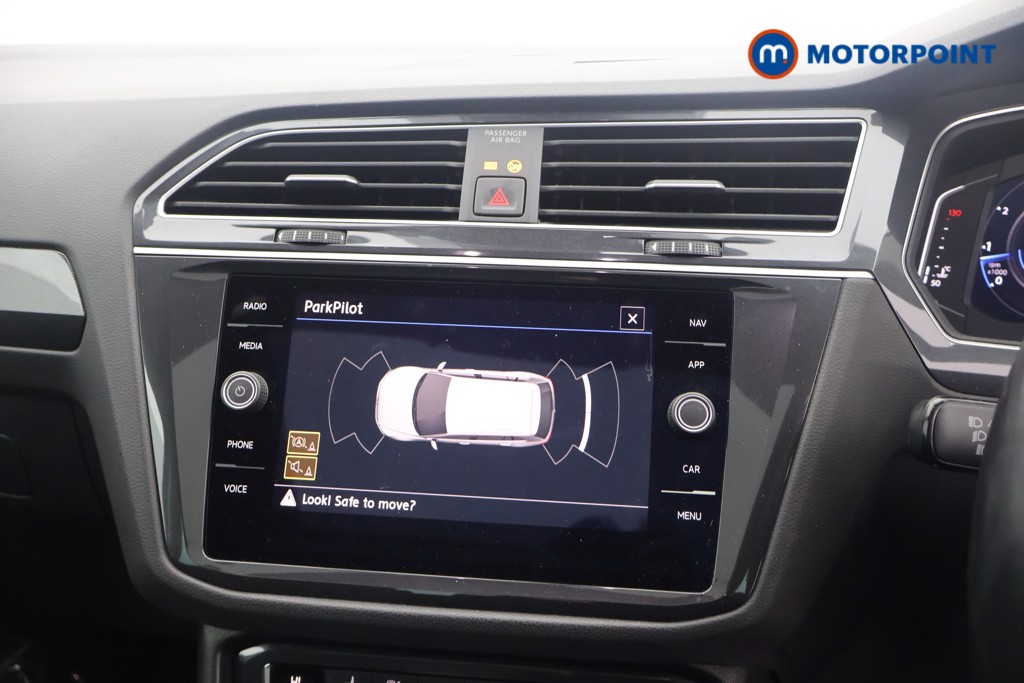 Volkswagen Tiguan SEL Automatic Petrol SUV - Stock Number (1581288) - 9th supplementary image