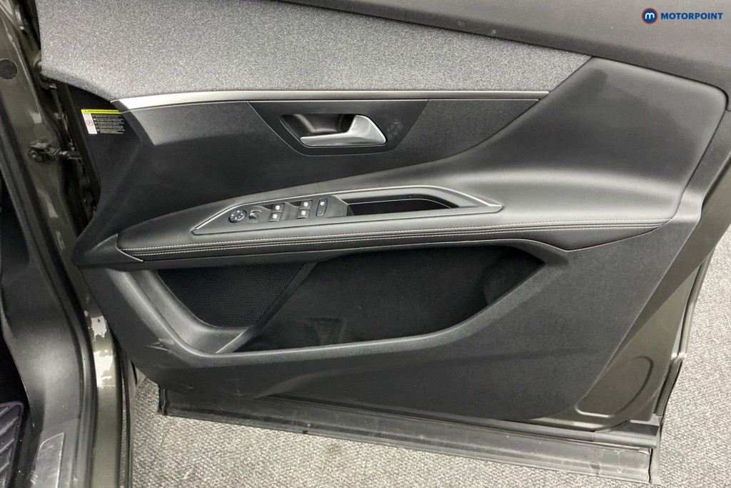 Peugeot 3008 Gt Line Automatic Petrol SUV - Stock Number (1584621) - 15th supplementary image