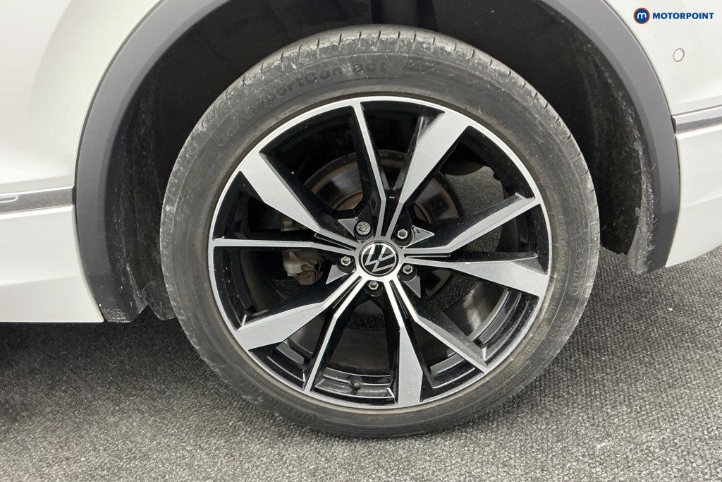 Volkswagen Tiguan R-Line Automatic Diesel SUV - Stock Number (1584796) - 25th supplementary image