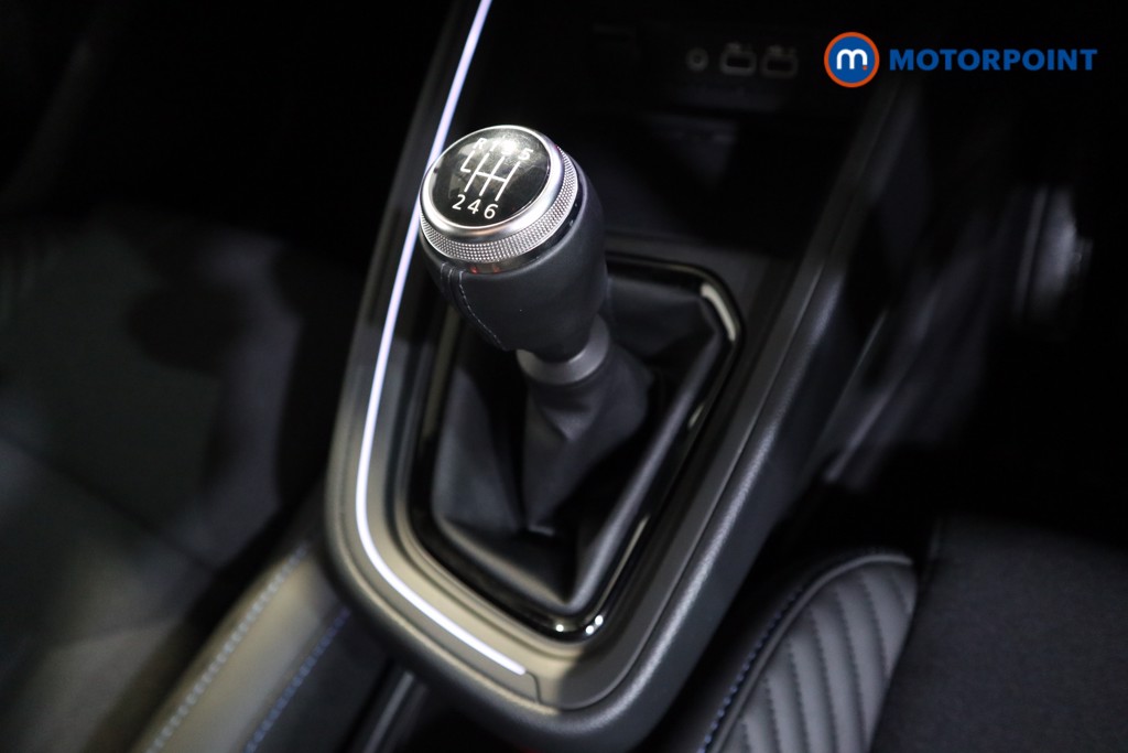 Renault Clio Esprit Alpine Manual Petrol Hatchback - Stock Number (1585082) - 11th supplementary image