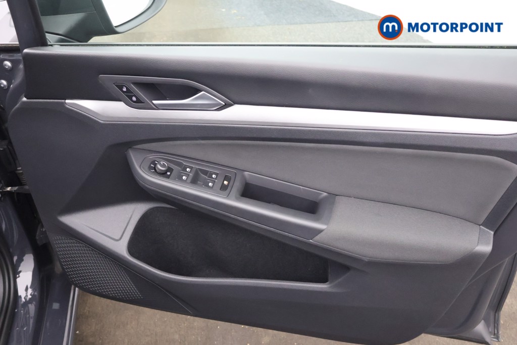 Volkswagen Golf Life Manual Petrol Hatchback - Stock Number (1586738) - 13th supplementary image