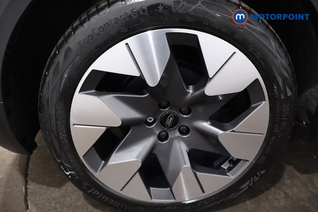 Ford Explorer Premium Automatic Electric SUV - Stock Number (1586923) - 9th supplementary image