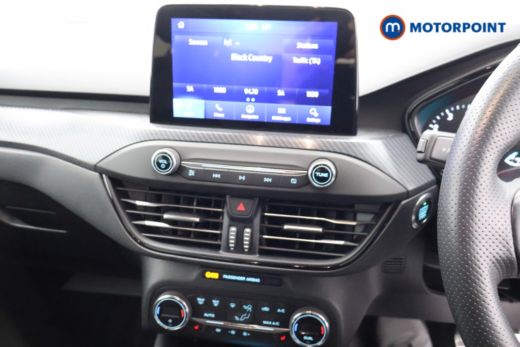 Ford Focus St-Line X Manual Petrol Hatchback - Stock Number (1589370) - 8th supplementary image