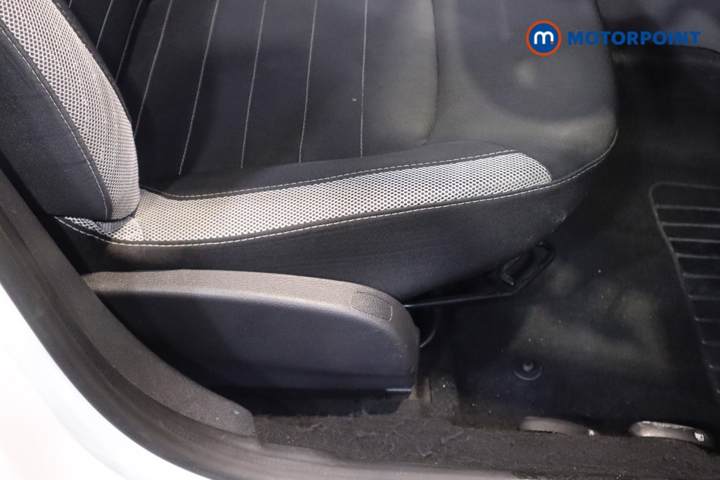 Dacia Sandero Stepway Comfort Manual Petrol Hatchback - Stock Number (1589778) - 18th supplementary image