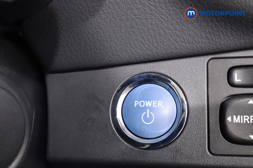 Toyota Yaris Y20 Automatic Petrol-Electric Hybrid Hatchback - Stock Number (1590163) - 13th supplementary image