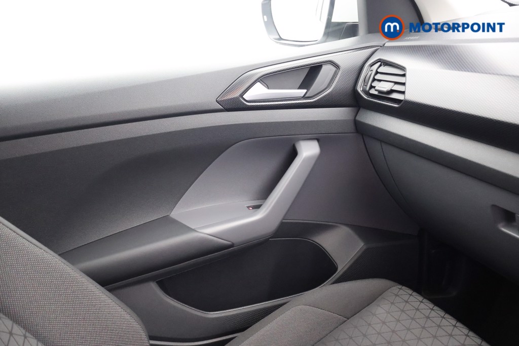 Volkswagen T-Cross SE Manual Petrol SUV - Stock Number (1590998) - 12th supplementary image