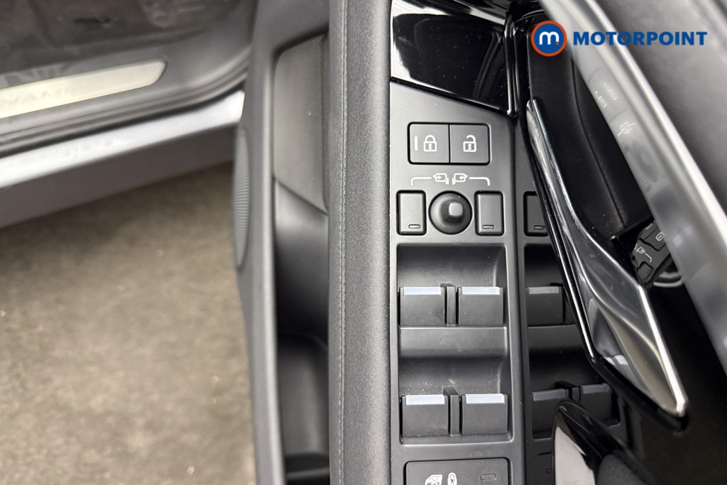 Land Rover Range Rover Evoque R-Dynamic Se Automatic Diesel SUV - Stock Number (1591435) - 17th supplementary image