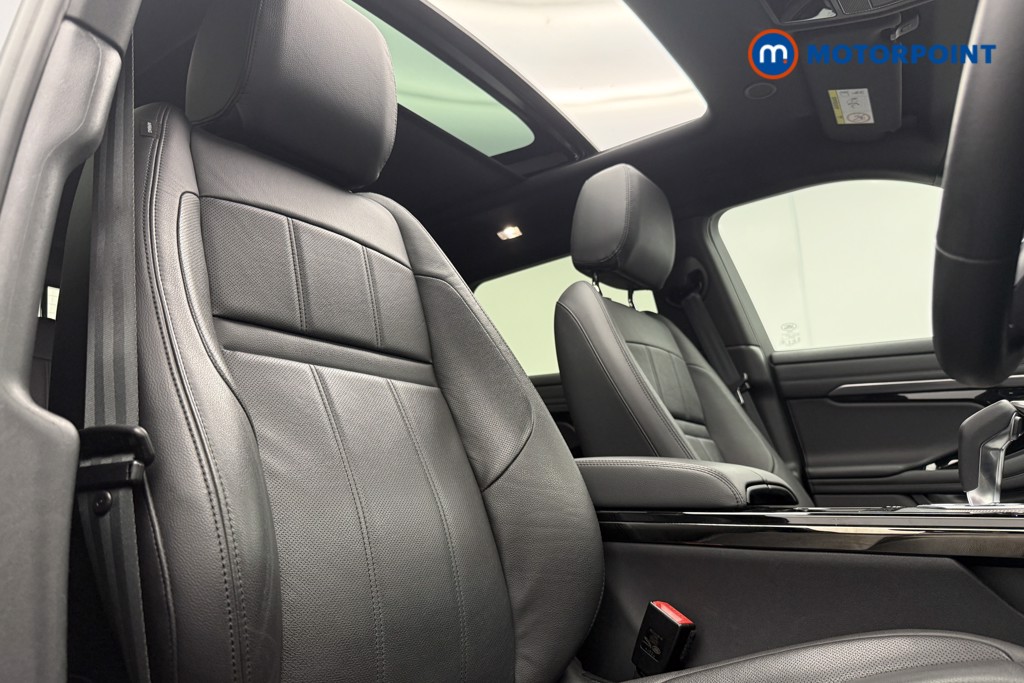 Land Rover Range Rover Evoque R-Dynamic Se Automatic Diesel SUV - Stock Number (1591435) - 24th supplementary image