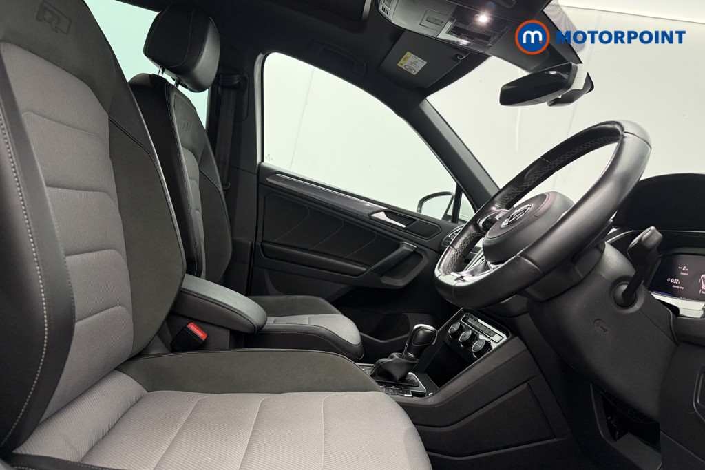 Volkswagen Tiguan R-Line Tech Automatic Diesel SUV - Stock Number (1592774) - 8th supplementary image