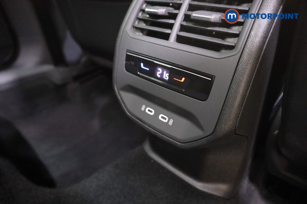 Cupra Leon V1 Automatic Petrol Hatchback - Stock Number (1592845) - 16th supplementary image