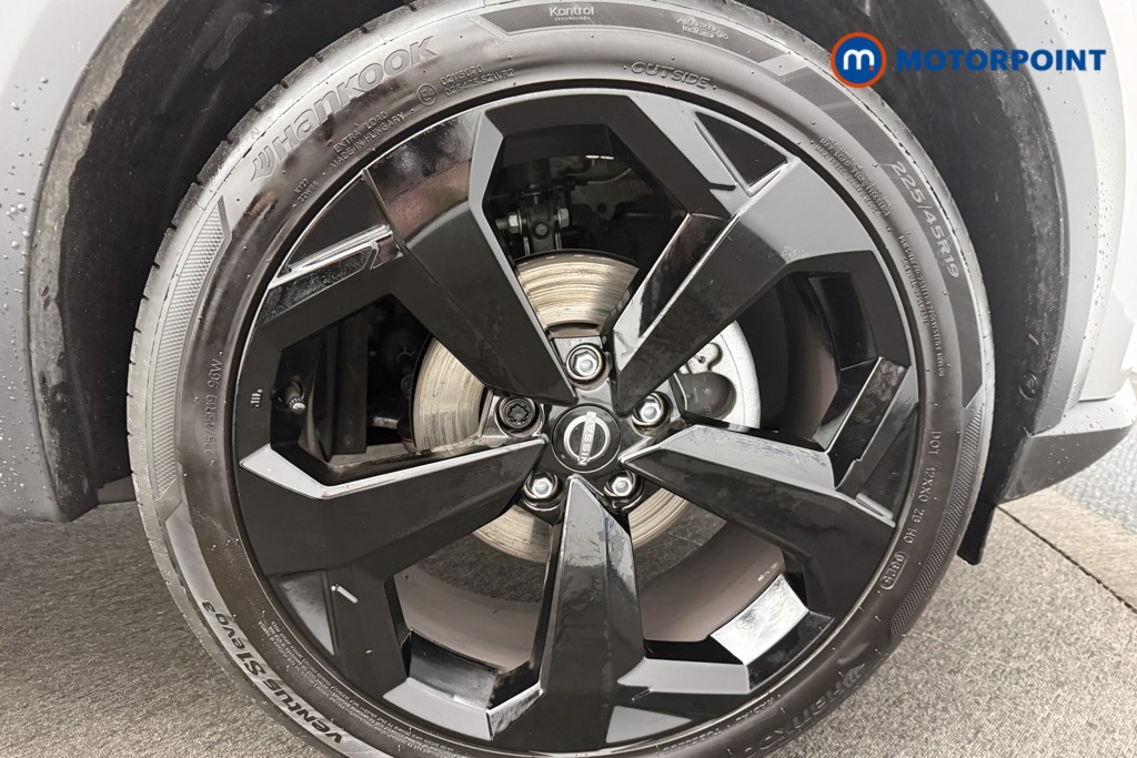 Nissan Juke Tekna Manual Petrol SUV - Stock Number (1592991) - 11th supplementary image