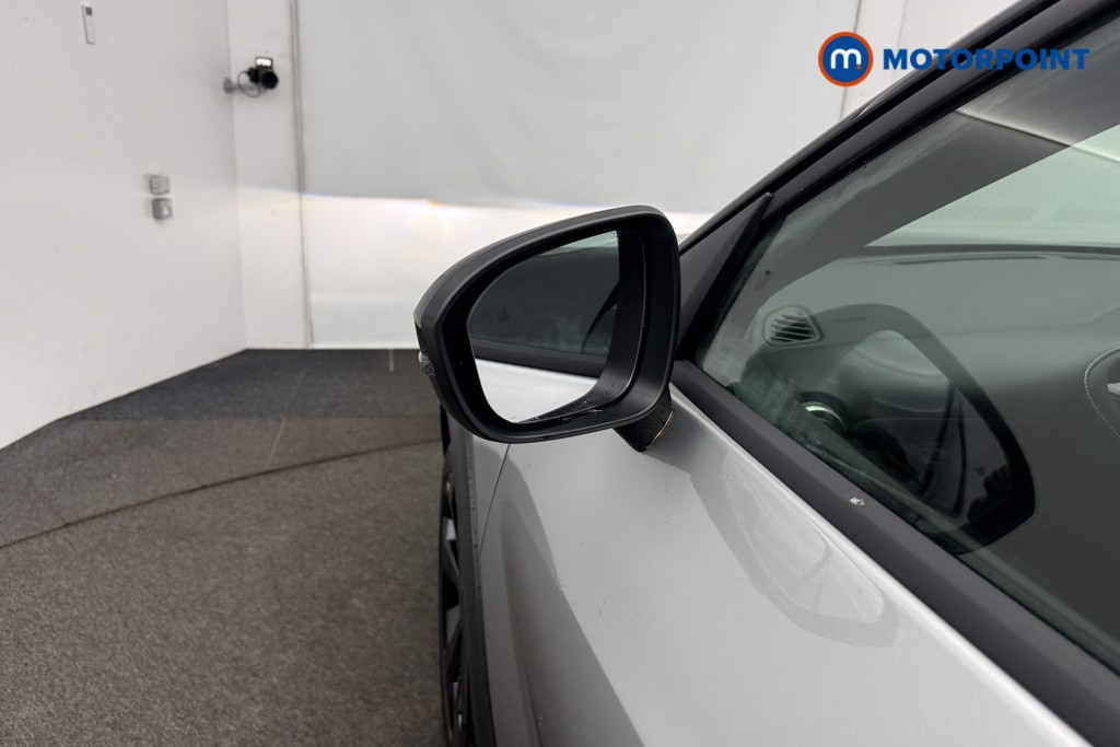 Nissan Juke Tekna Manual Petrol SUV - Stock Number (1592991) - 30th supplementary image