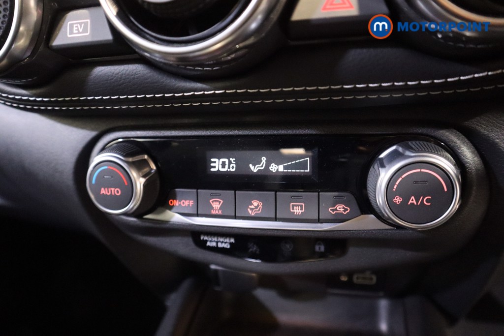 Nissan Juke N-Connecta Automatic Petrol-Electric Hybrid SUV - Stock Number (1593287) - 6th supplementary image