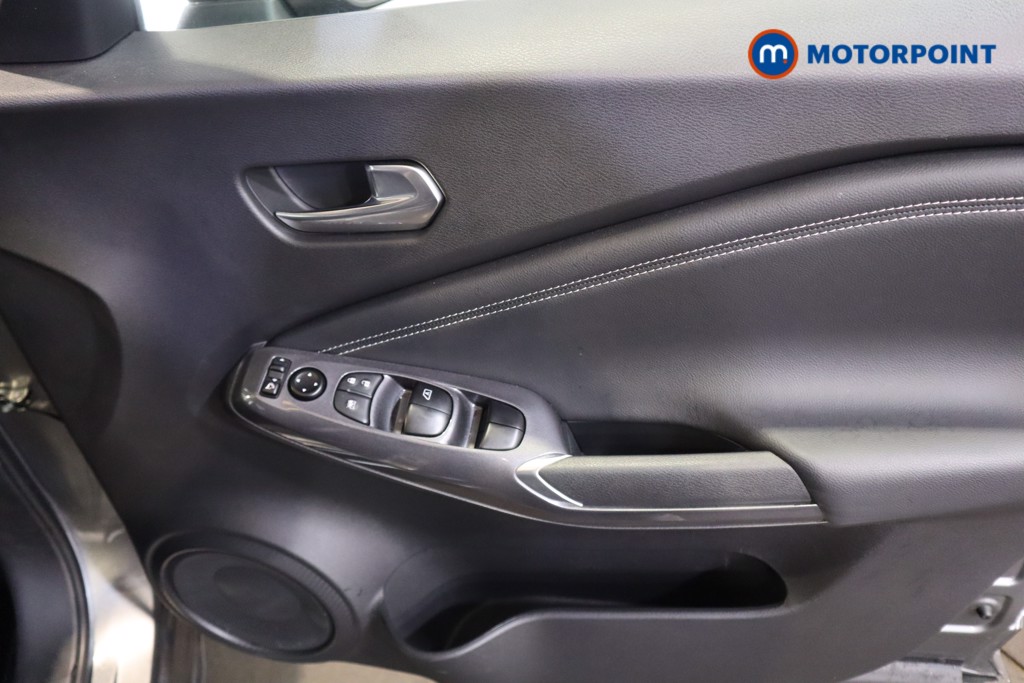 Nissan Juke N-Connecta Automatic Petrol-Electric Hybrid SUV - Stock Number (1593287) - 10th supplementary image