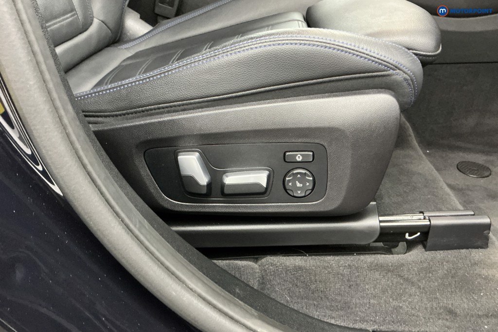 BMW IX3 M Sport Pro Automatic Electric SUV - Stock Number (1593440) - 16th supplementary image